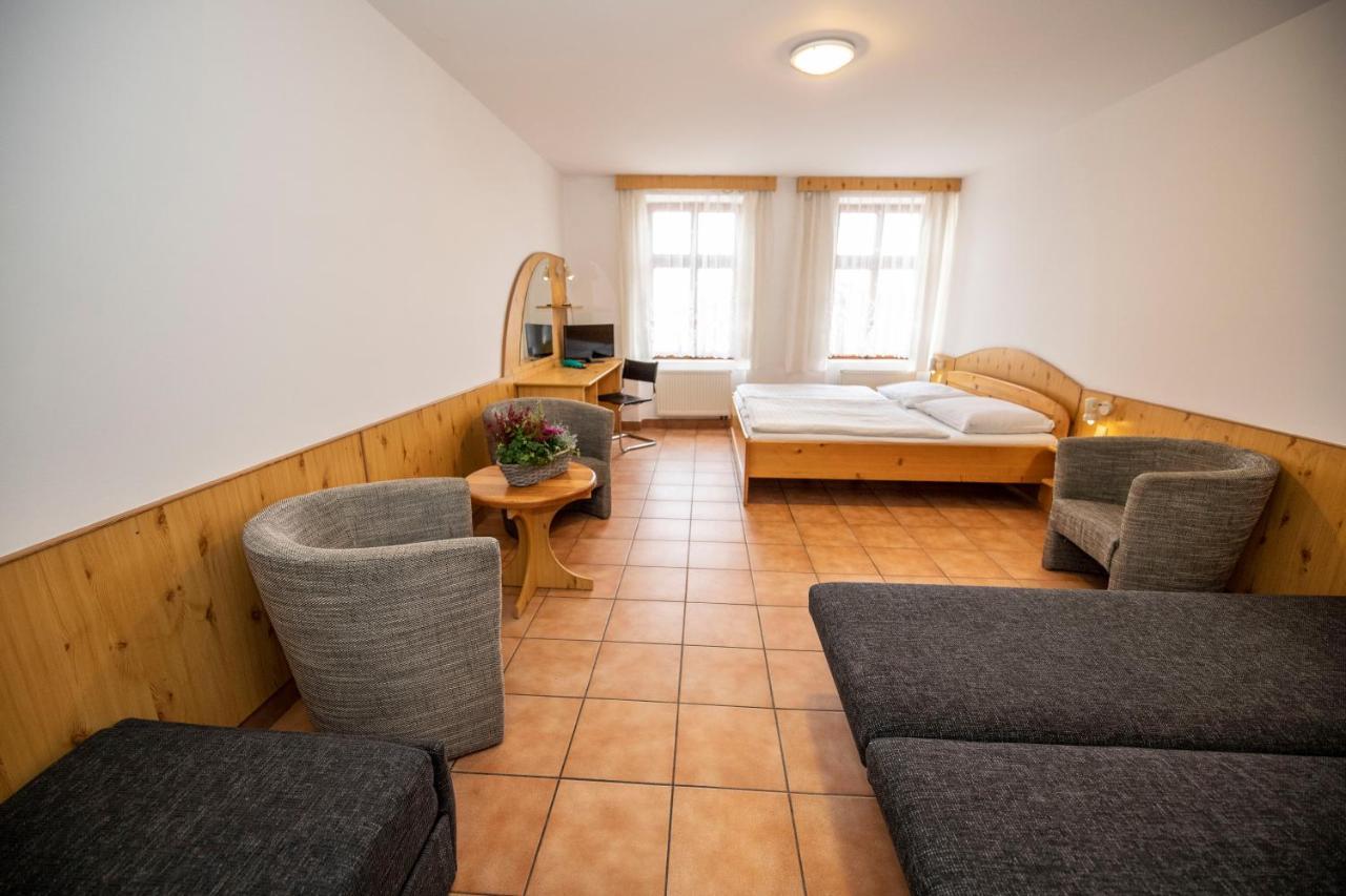 Hotel Praha Broumov Εξωτερικό φωτογραφία